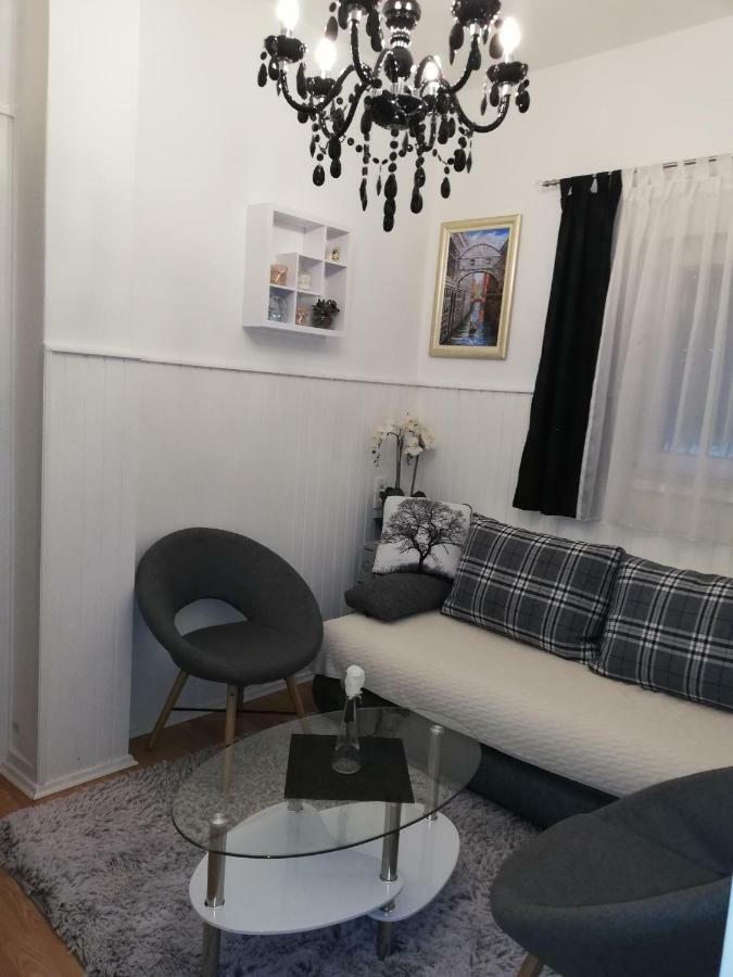Apartment Lily Zadar Exterior foto